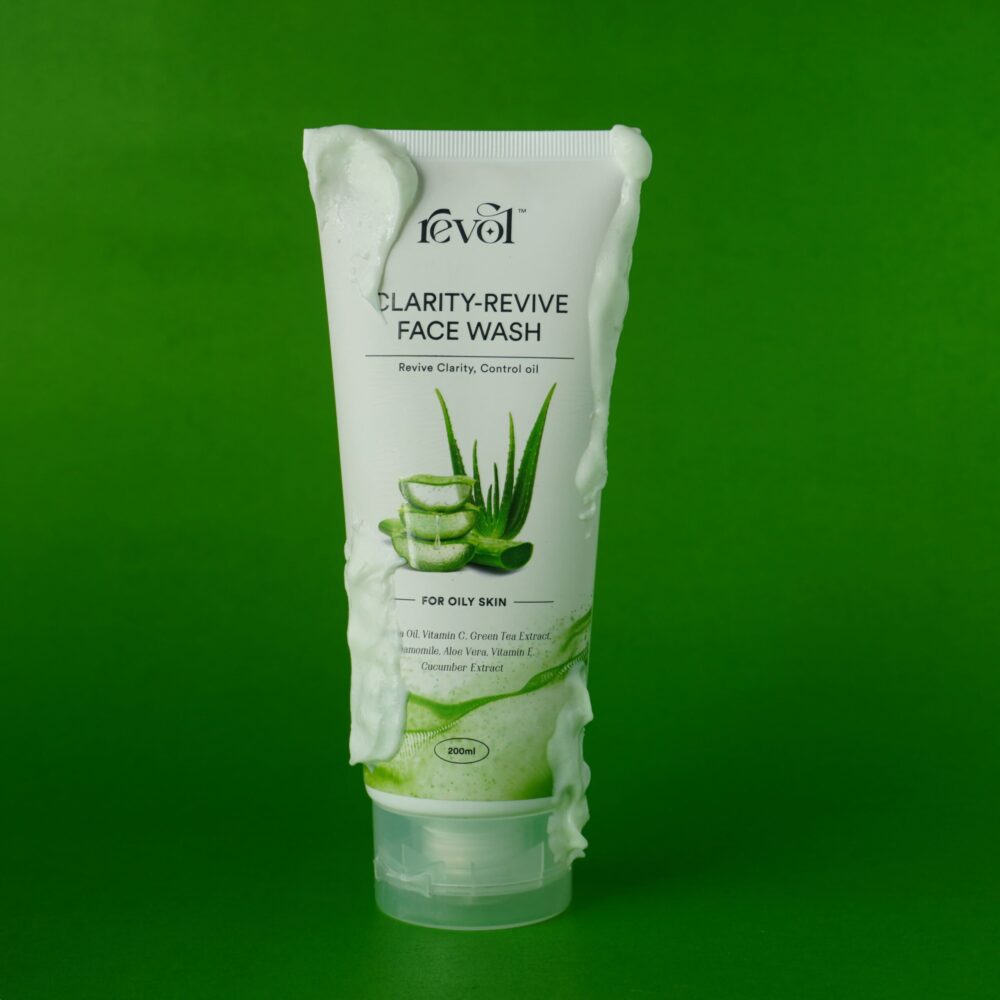 Clarity-Revive Face Wash with Aloe Vera and Green Tea for Oily Skin